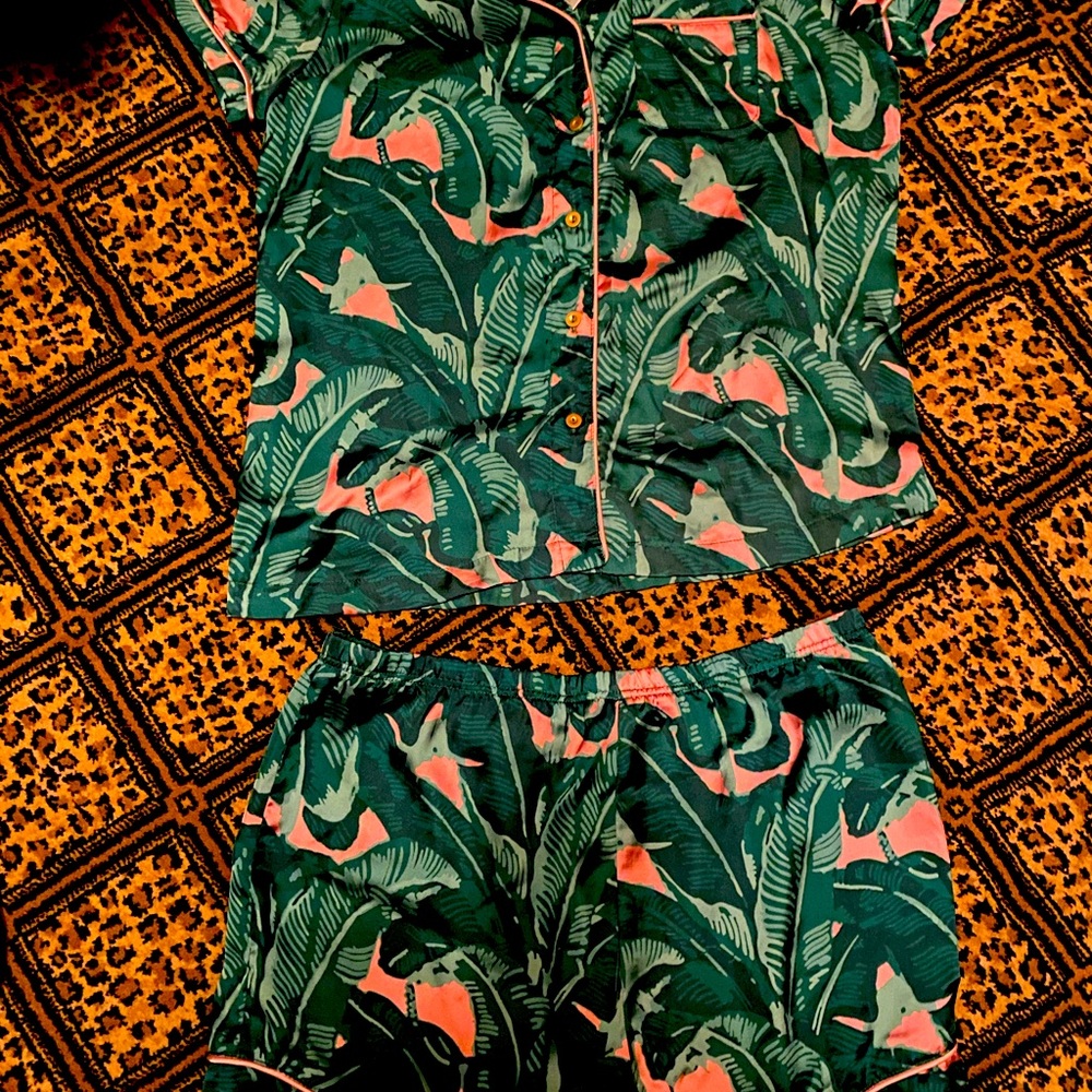 Judith March Tropical palm trees intimates button up pajama set